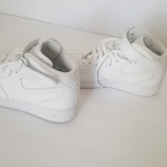 Nike AF1 - Picture 6 of 8